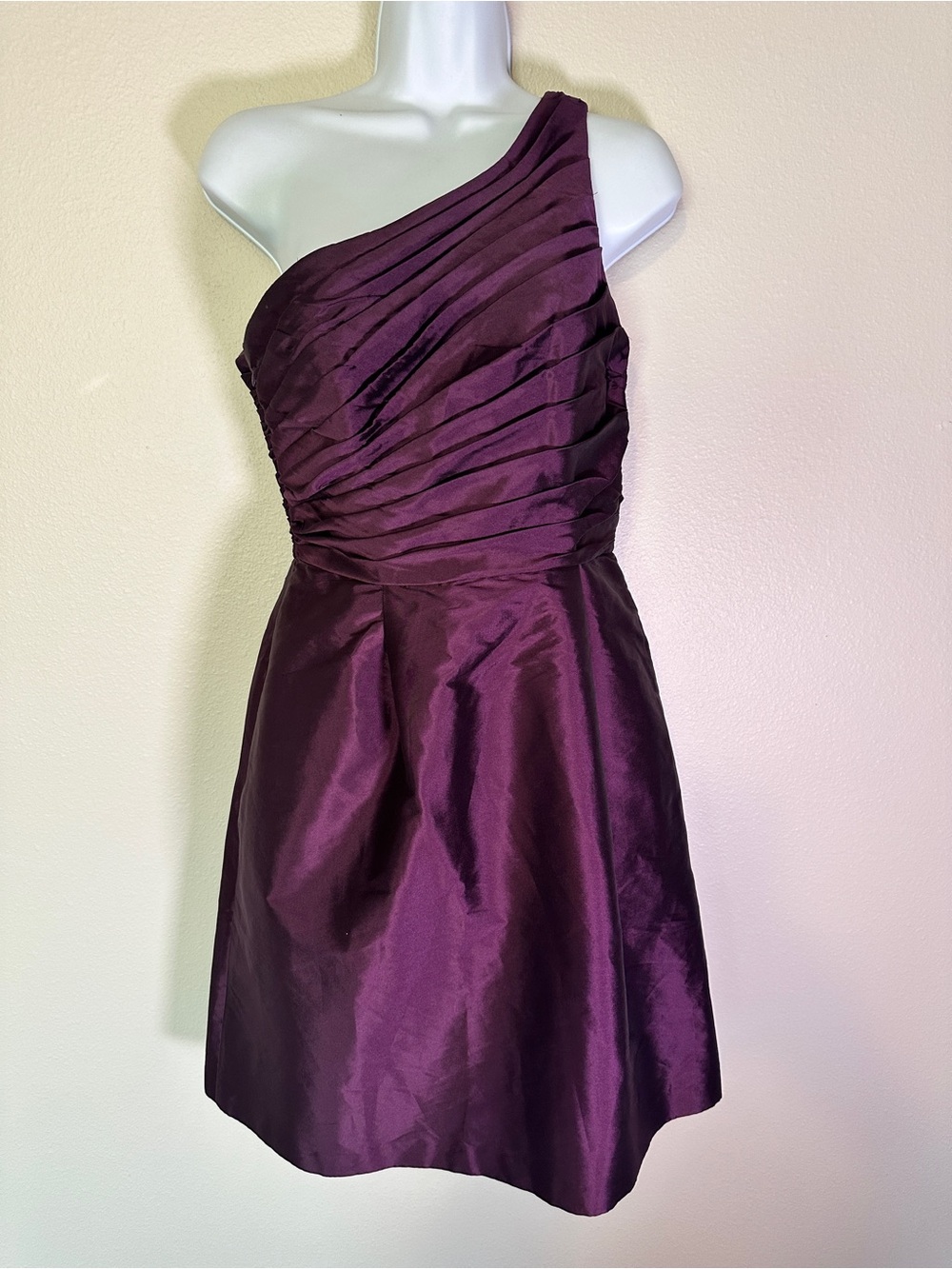 ML Monique Lhuillier Purple One Shoulder Dress Size 6